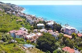 Eladó Olaszországi családi ház hirdetés (45382424)