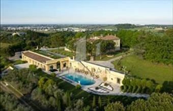 Eladó Olaszországi családi ház hirdetés (32345763)