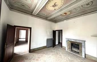 Eladó Olaszországi tégla lakás hirdetés (96747584)