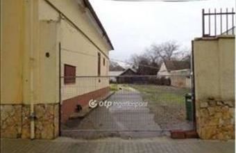 Eladó Orosházai egyéb lakás hirdetés (79264267)