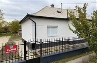 Eladó Jászladányi családi ház hirdetés (43858922)