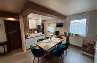 Eladó Szegedi tégla lakás hirdetés (83667875)