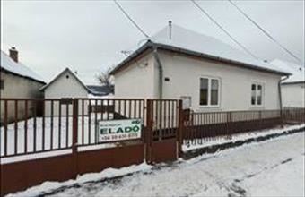 Eladó Litkei családi ház hirdetés (23946697)