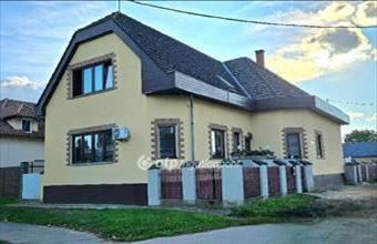 Eladó Létavértesi családi ház hirdetés (37478792)