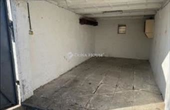 Eladó Várpalotai egyedi garázs hirdetés (53496354)