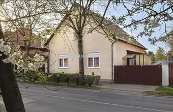 Eladó Budapest XVI. kerületi családi ház hirdetés (67677145)