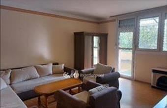 Eladó Gödöllői csúsztatott zsalus lakás hirdetés (34739394)