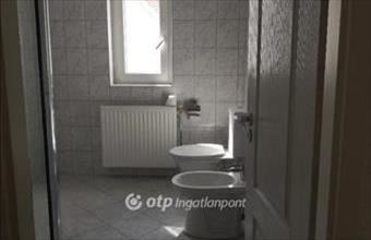 Eladó Kecskeméti családi ház hirdetés (33733264)