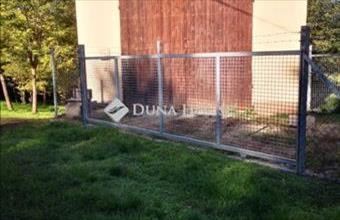 Eladó Gombai pince, présház hirdetés (85366227)