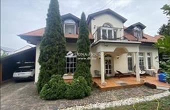 Eladó Solymári családi ház hirdetés (28475994)