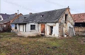 Eladó Nemesgulácsi családi ház hirdetés (21247336)