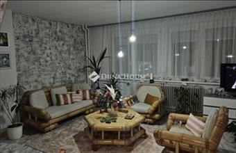 Eladó Székesfehérvári családi ház hirdetés (33633339)