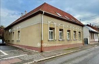 Eladó Miskolci családi ház hirdetés (34217442)