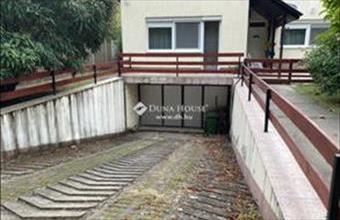 Eladó Budapest III. kerületi családi ház hirdetés (38446189)