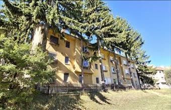 Eladó Gyöngyösoroszi tégla lakás hirdetés (93229829)