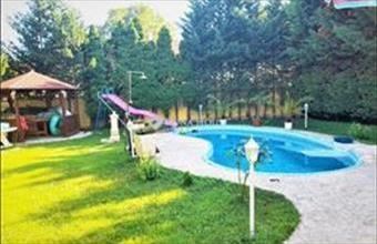 Eladó Budapest XV. kerületi családi ház hirdetés (92674453)