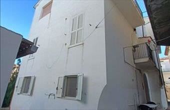 Eladó Görögországi családi ház hirdetés (71983343)