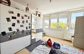 Eladó Szigetszentmiklósi csúsztatott zsalus lakás hirdetés (93253225)