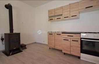 Eladó Bakonyai családi ház hirdetés (74839912)