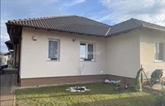 Eladó Vácrátóti ikerház hirdetés (73947677)