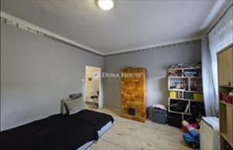 Eladó Várpalotai panel lakás hirdetés (36985779)