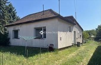 Eladó Dunakeszi családi ház hirdetés (57744333)