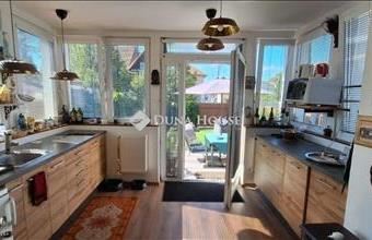 Eladó Budapest XV. kerületi családi ház hirdetés (38753594)