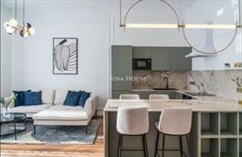 Eladó Budapest VI. kerületi tégla lakás hirdetés (23734654)