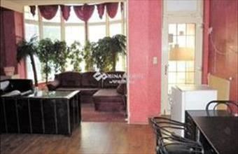 Eladó Hegyeshalomi üzlethelyiség udvarban hirdetés (72792777)