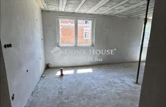 Eladó Mosonmagyaróvári tégla lakás hirdetés (63423279)