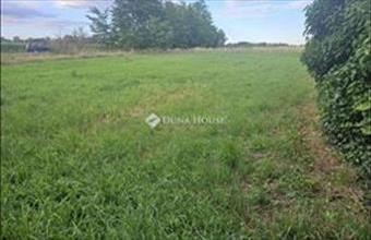 Eladó Győrladaméri lakóövezeti telek hirdetés (65337338)