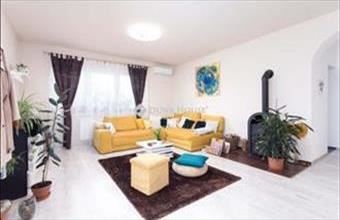 Eladó Mosonmagyaróvári családi ház hirdetés (52342428)