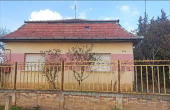 Eladó Pilisi családi ház hirdetés (48731846)