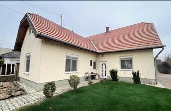 Eladó Győri családi ház hirdetés (55184235)