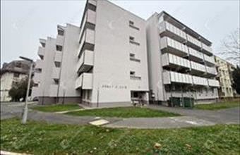 Eladó Zalaegerszegi csúsztatott zsalus lakás hirdetés (97946155)