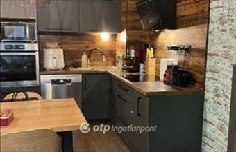 Eladó Nyíregyházai tégla lakás hirdetés (72277559)