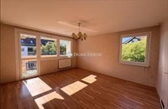 Eladó Debreceni csúsztatott zsalus lakás hirdetés (54938243)