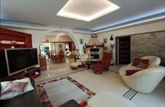 Eladó Budapest XV. kerületi családi ház hirdetés (48447745)