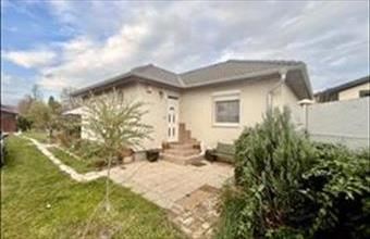 Eladó Győri ikerház hirdetés (34898759)