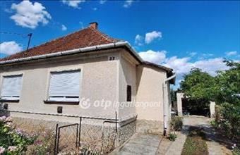 Eladó Solti családi ház hirdetés (32475445)