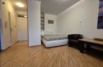 Eladó Siófoki tégla lakás hirdetés (84533888)