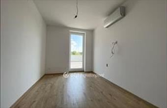 Eladó Siófoki tégla lakás hirdetés (32732826)