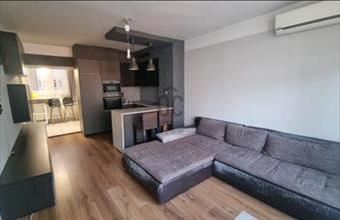 Eladó Budapest XI. kerületi csúsztatott zsalus lakás hirdetés (62956755)