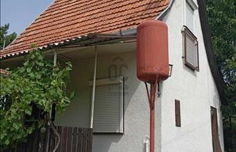 Eladó Szekszárdi tanya hirdetés (76449489)