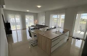 Eladó Balatongyöröki családi ház hirdetés (95175638)