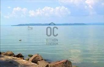 Eladó Siófoki tégla lakás hirdetés (27597554)