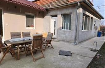 Eladó Kiskunlacházai családi ház hirdetés (26252467)