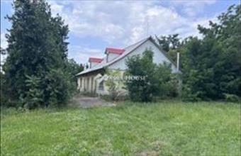 Eladó Nyírteleki üzlethelyiség utcafronton hirdetés (37231473)