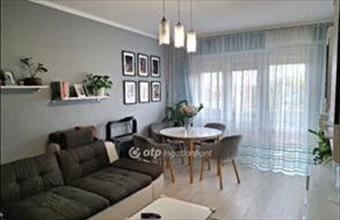 Eladó Budapest XV. kerületi panel lakás hirdetés (74844958)