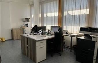 Eladó Szegedi iroda irodaházban hirdetés (54238493)